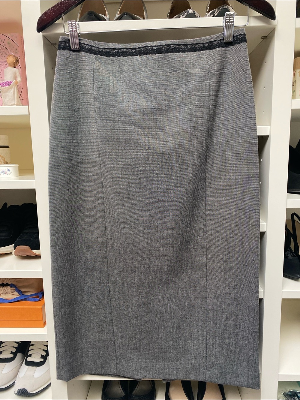 Un Deux Trois - Black & Grey Pencil Skirt with Subtle Waist Trim. LIKE NEW!